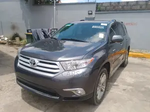 Toyota Highlander 2011 Gray