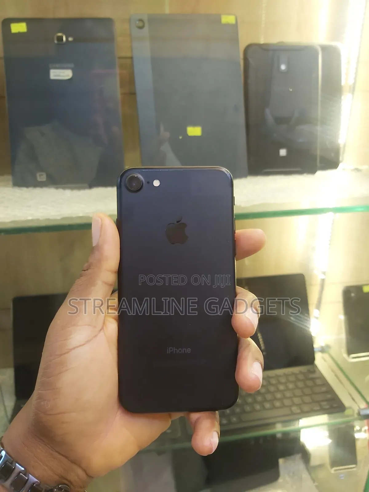 Apple iPhone 7 32 GB Black