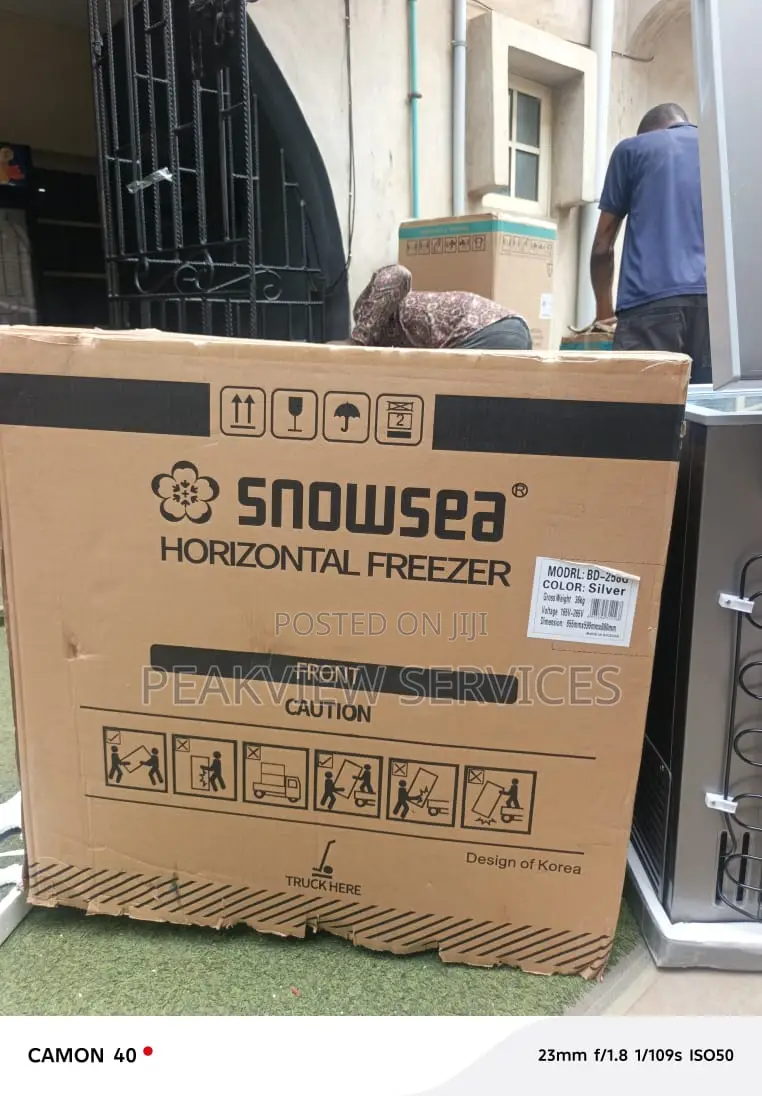 Snowsea 176litres Horizontal Ice Chest