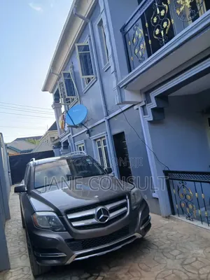 3bdrm Block of Flats in Evergreen, Iyana Ipaja for rent