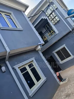 3bdrm Block of Flats in Evergreen, Iyana Ipaja for rent