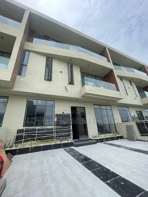 4bdrm Duplex in Lekki Phase 1 for sale