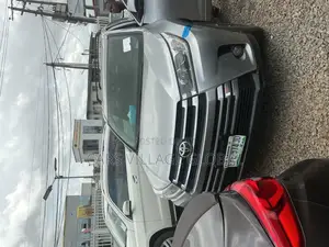 Toyota Highlander 2017 Silver