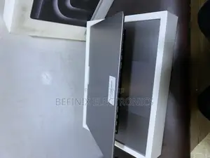 Laptop Apple MacBook Pro 2021 M1 64GB Apple M1 Max SSD 4T