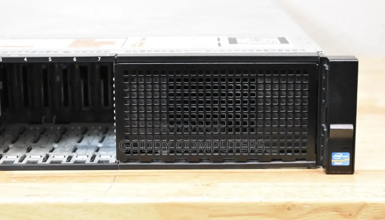 Server Dell PowerEdge R730 32GB Intel Xeon HDD 1T