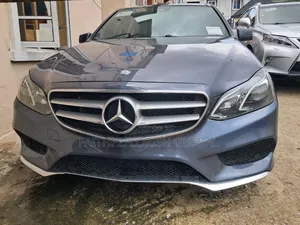 Mercedes-Benz E350 Base 4Matic Sedan AWD (3.5L 6cyl 7A) 2014 Gray