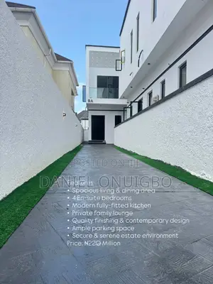4bdrm Duplex in Chevron for sale