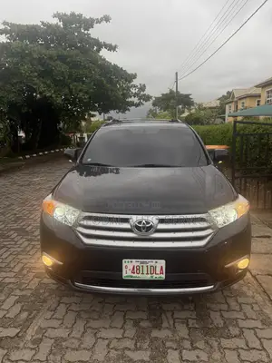 Toyota Highlander Limited 2011 Black