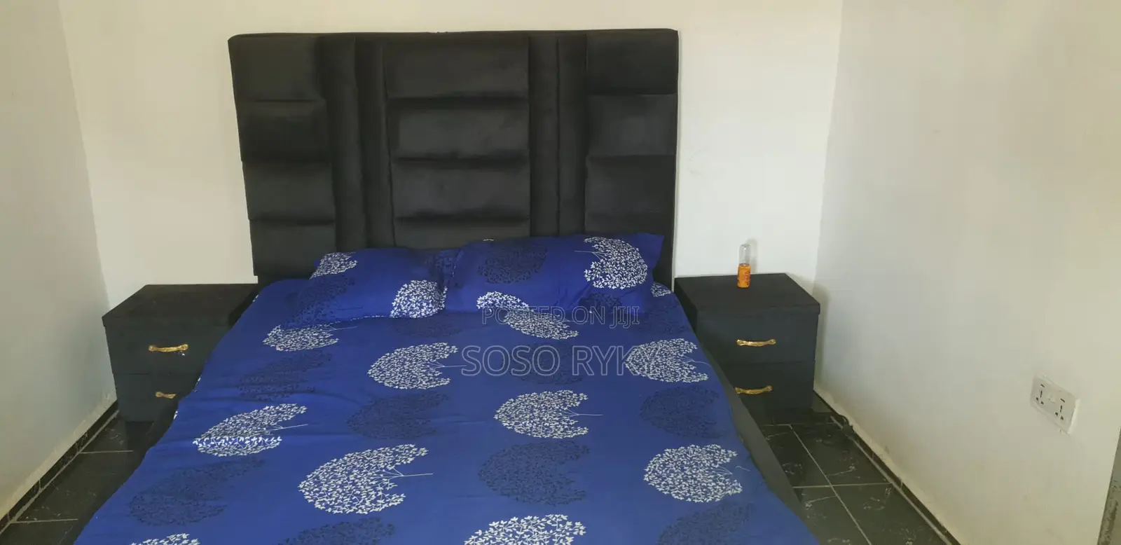 One Bedroom Apartment