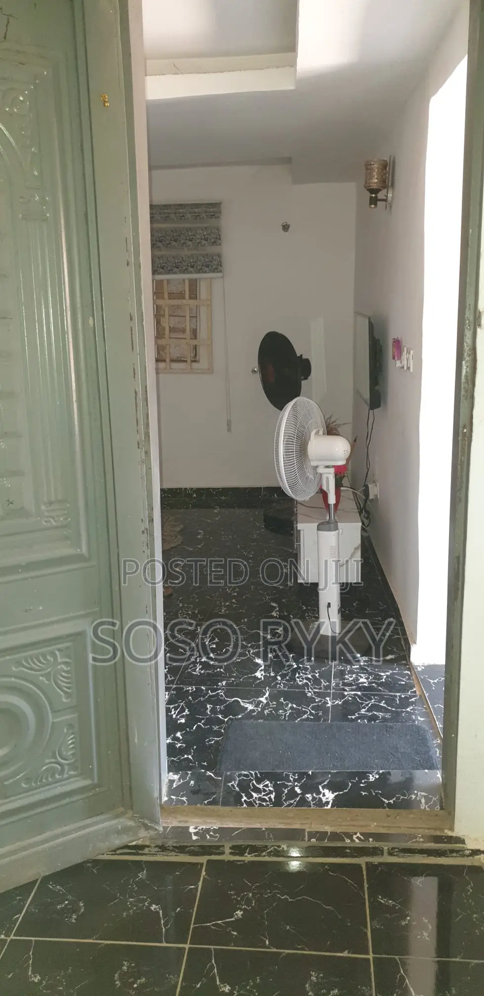 One Bedroom Apartment
