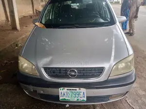 Opel Zafira 2005 Silver