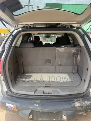 Chevrolet Traverse 1LT FWD 2013 Silver