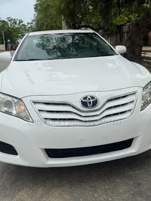 Toyota Camry 2011 White