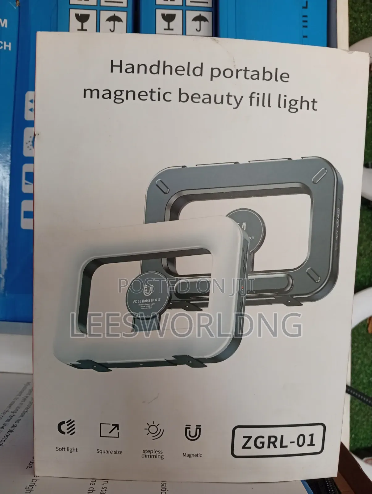 Handheld Portable Magnetic Beauty Fill Light
