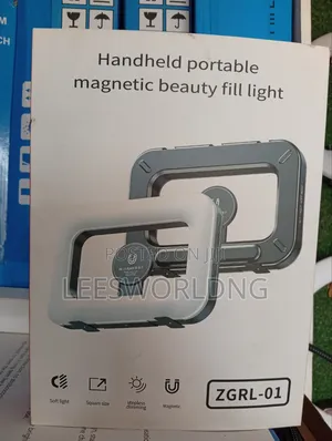 Handheld Portable Magnetic Beauty Fill Light