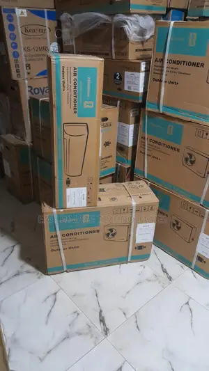 Hisense 1.5hp Aircondition Model As12hb Brand New