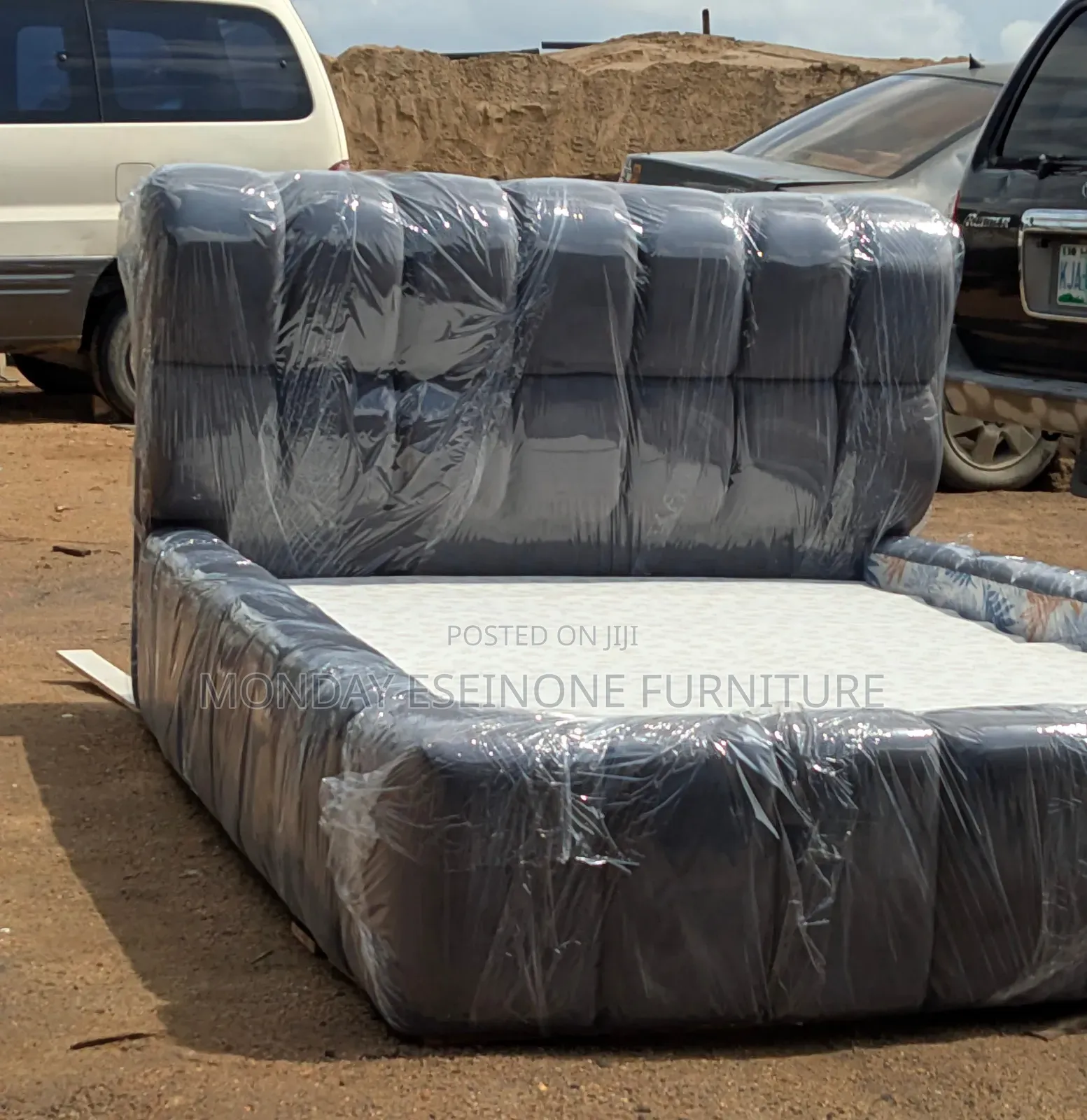 4.5 X 6 Bed Frame – Modern Design