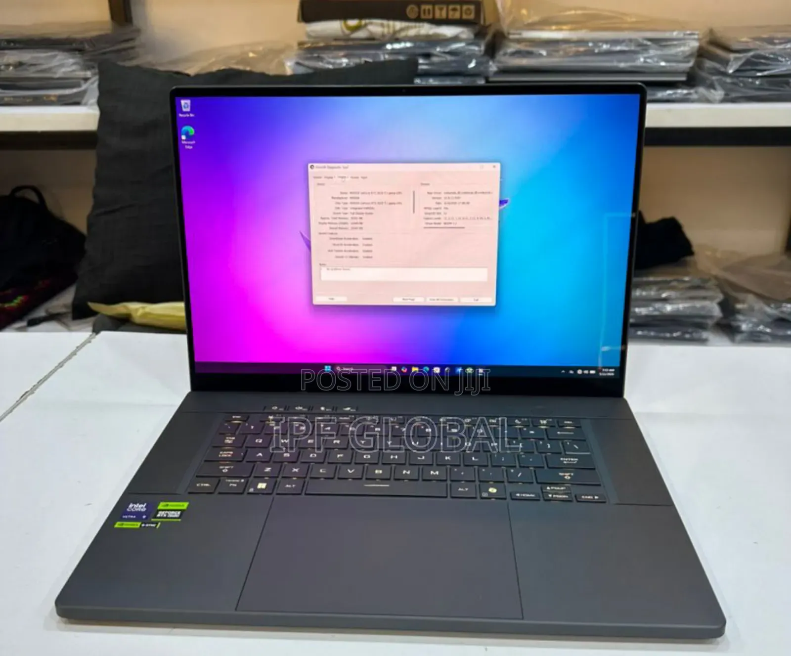 Laptop Asus ROG Zephyrus G16 32GB Intel Core Ultra 9 SSD 1T