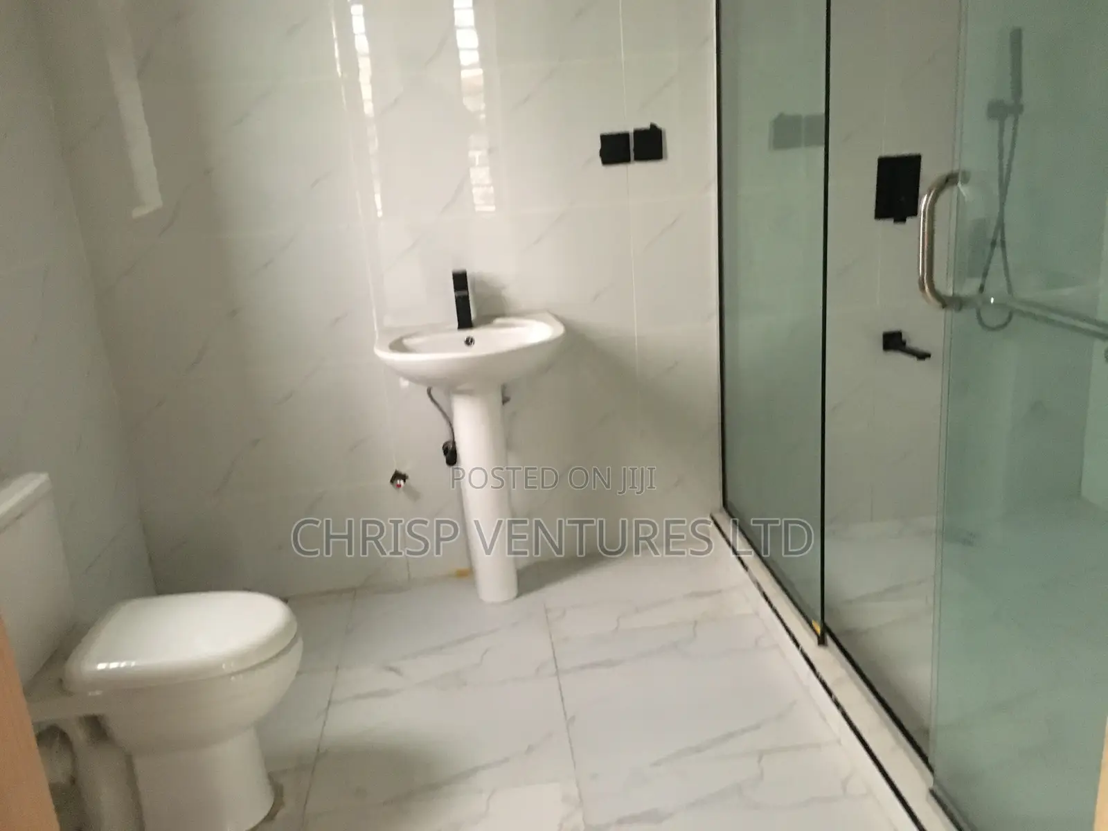 5bdrm Duplex in Magodo Gra Phase 1 for rent