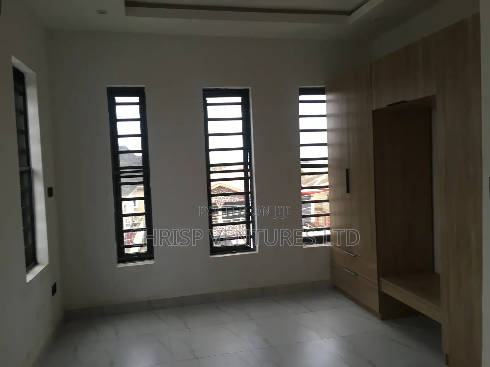5bdrm Duplex in Magodo Gra Phase 1 for rent