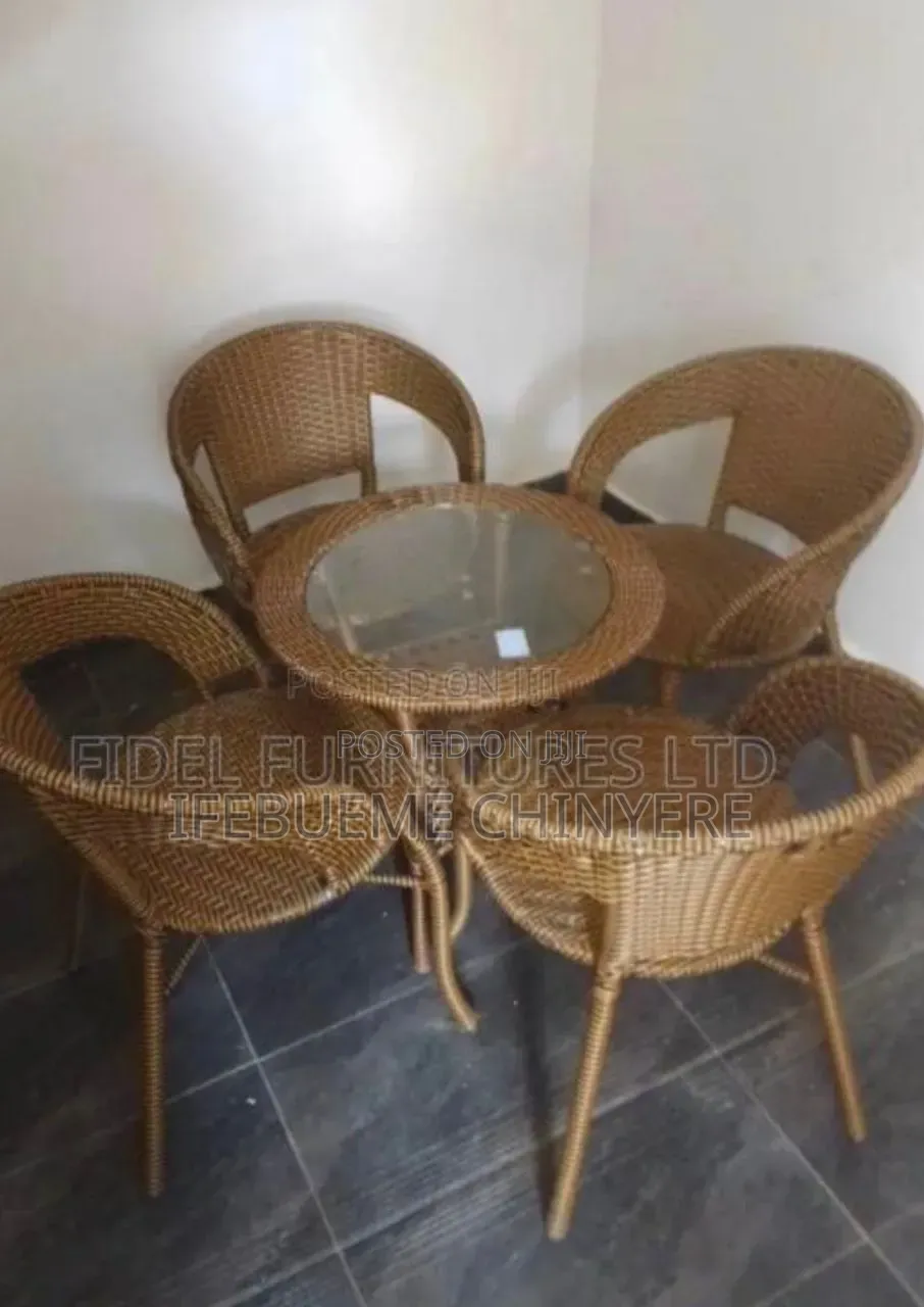 Small Rattan Table Gold by 4 Persons