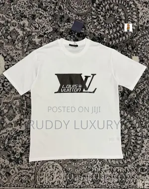 Louis Vuitton Signature Logo Tee