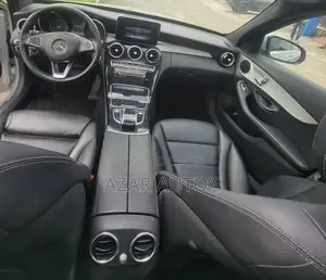 Mercedes-Benz C300 2016