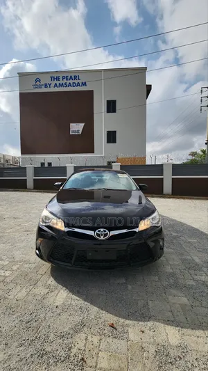 Toyota Camry SE 4dr Sedan (2.5L 4cyl 6A) 2016 Black