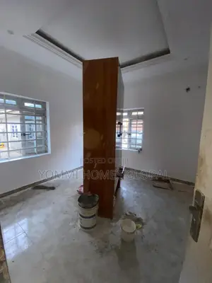 2bdrm Block of Flats in Gwarimpa Main., Gwarinpa for rent