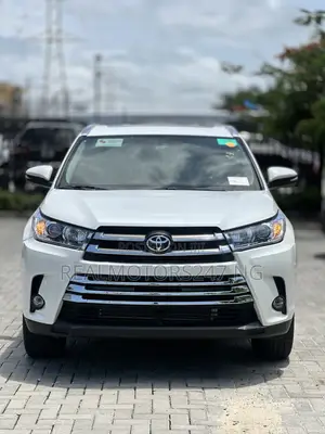 Toyota Highlander Limited 4dr SUV AWD (3.5L 6cyl 6A) 2015 White