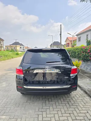 Toyota Highlander SE 3.5L 4WD 2013 Black