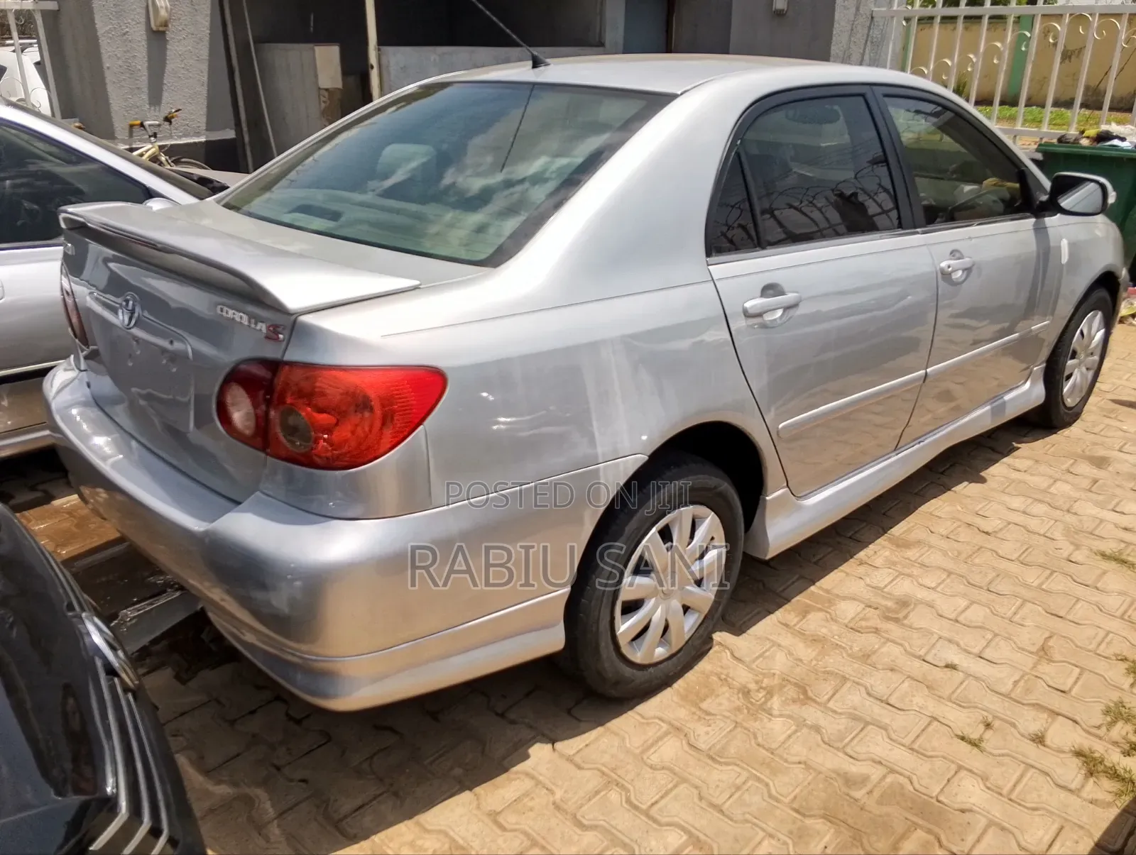 Toyota Corolla LE 2005 Silver