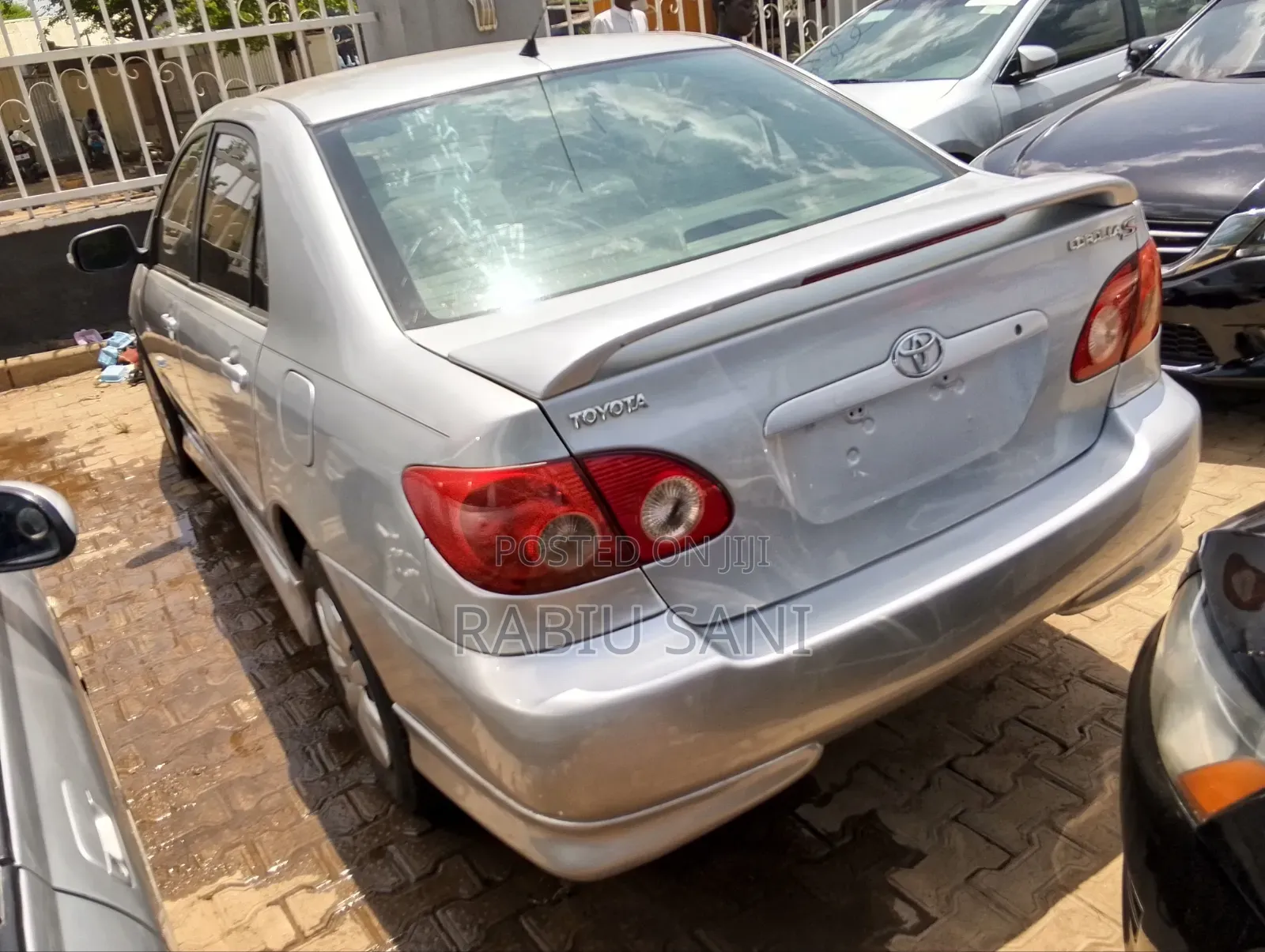 Toyota Corolla LE 2005 Silver