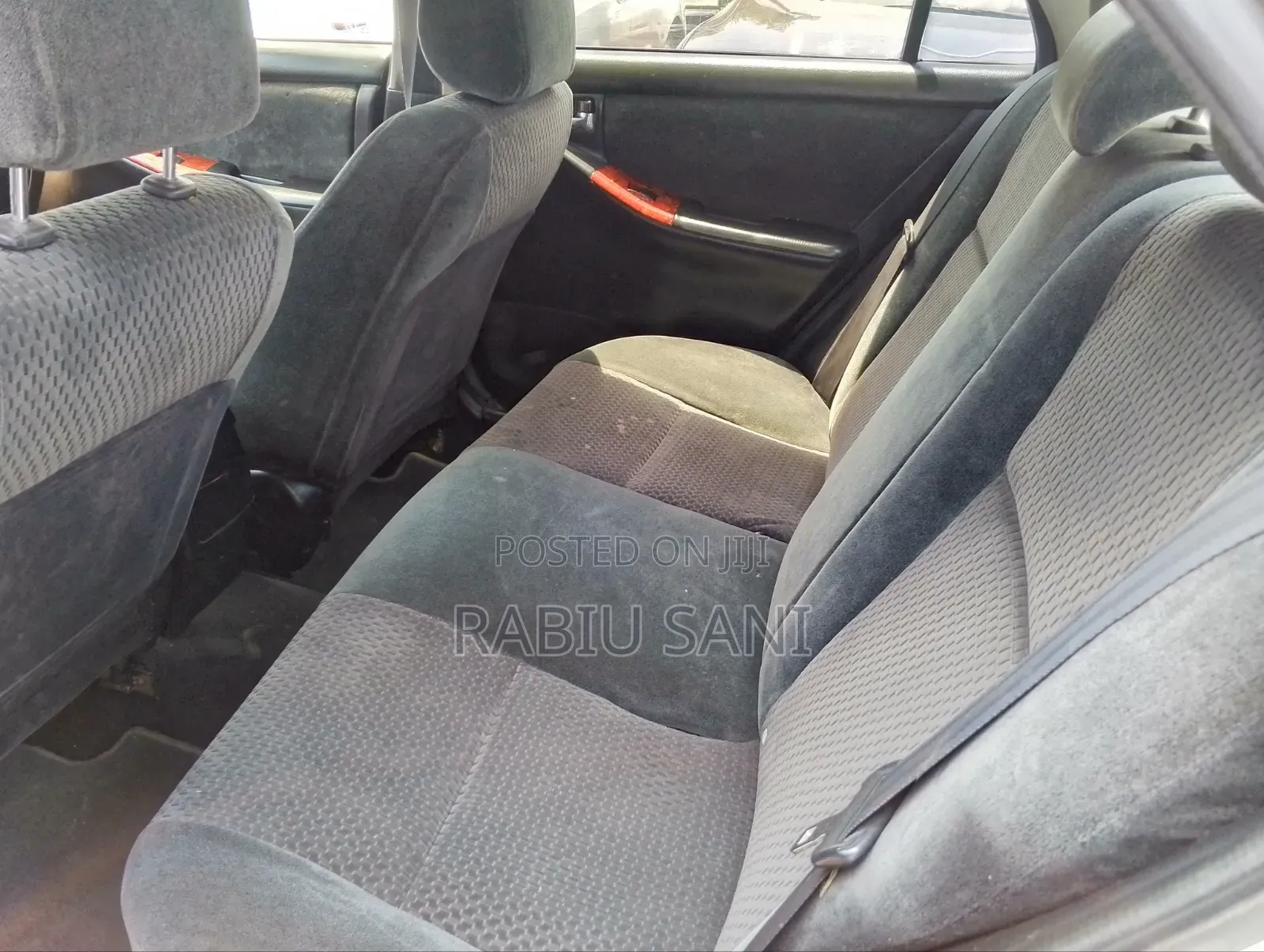 Toyota Corolla LE 2005 Silver