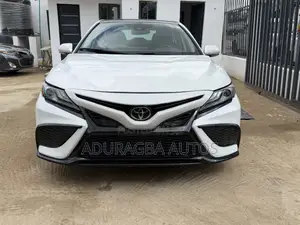 Toyota Camry XSE 2023 White