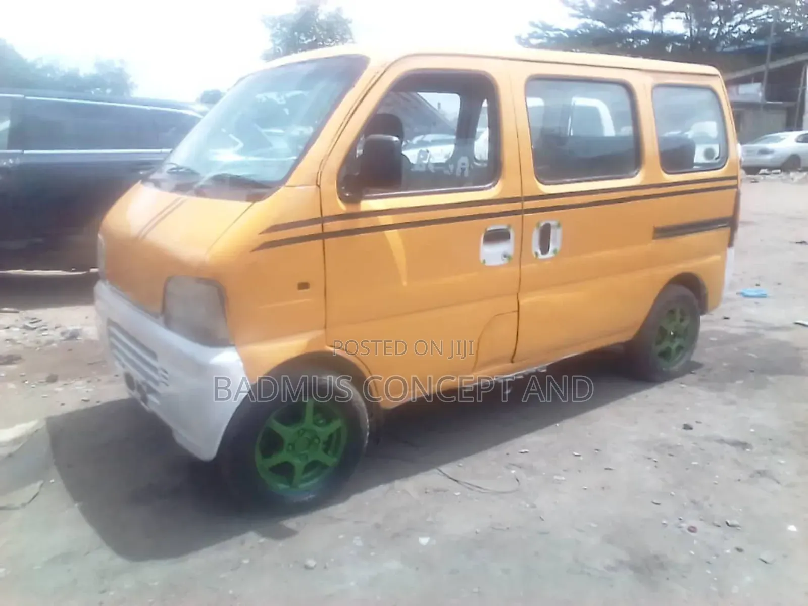 Suzuki Every 1999 Yellow