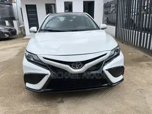 Toyota Camry XSE 2023 White