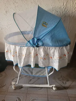 Fashionable Baby Cot