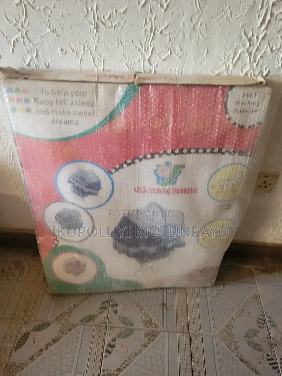 Fashionable Baby Cot
