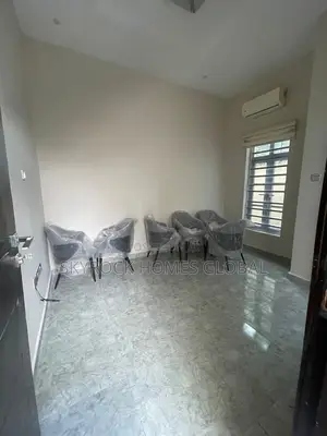 Mini Flat in Lekki Phase 1 for rent