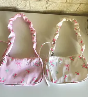 Shoulder Bags Available as Seen