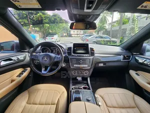 Mercedes-Benz GLS-Class 2017 Silver