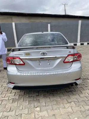 Toyota Corolla S 4dr Sedan (1.8L 4cyl 4A) 2012 Silver