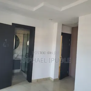 2bdrm Block of Flats in Ikeja for sale