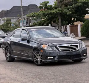 Mercedes-Benz E350 Base 4Matic Sedan AWD (3.5L 6cyl 7A) 2010 Gray