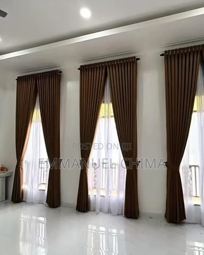 Curtain With Ring