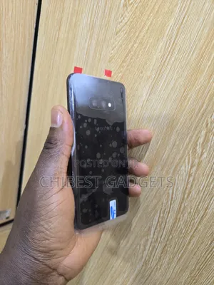 Samsung Galaxy S10e 128 GB Black