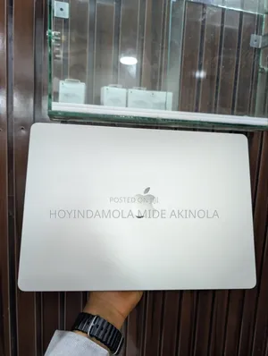 Laptop Apple MacBook Air 2023 M2 8GB Intel Core M2 SSD 512GB