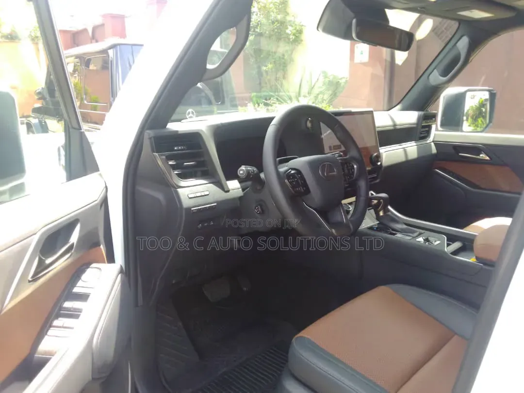 Lexus GX 2025 White