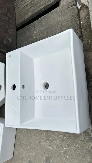 Twyford Hanging Basin 46cm